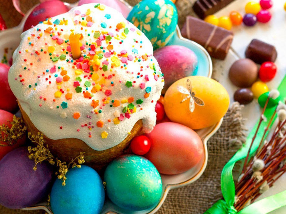 Поздравляем католиков Беларуси и всего мира со светлым праздником Пасхи!